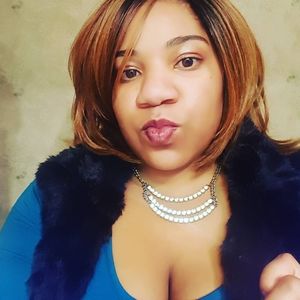 Meet your Posher, Lucinda