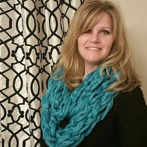 Meet your Posher, Gina