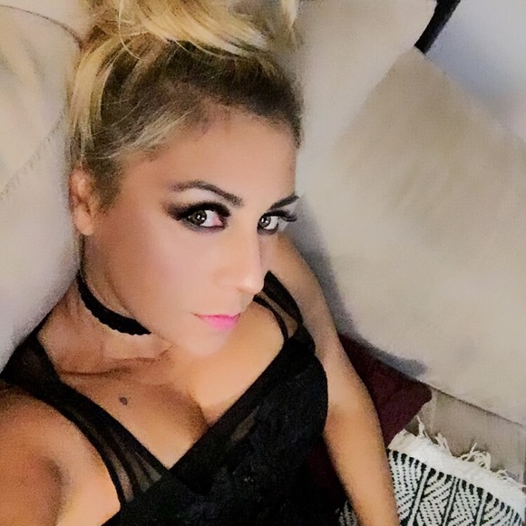 Meet your Posher, Noemi - Picture 16 of 17