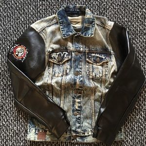 Men Denim Jacket w/ Leather Arm