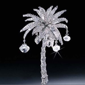 Meet your Posher, Davis