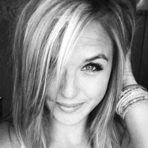 Meet your Posher, Kaylie
