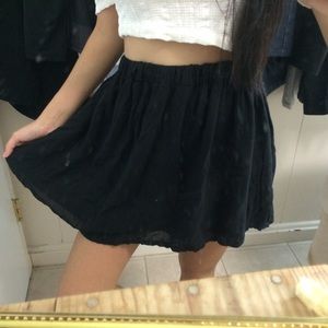 BRANDY MELVILLE SKATER SKIRT.