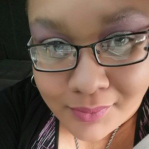 Meet your Posher, Desiree