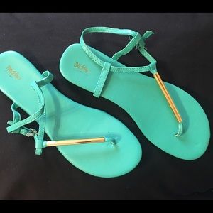 Merona Turquoise Sandal with gold detail