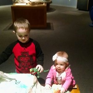 Meet your Posher, Joni