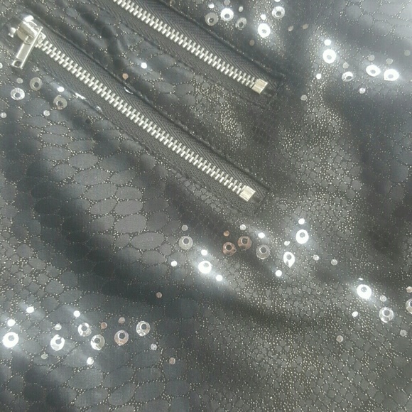 Embellished Leggings - Picture 4 of 4