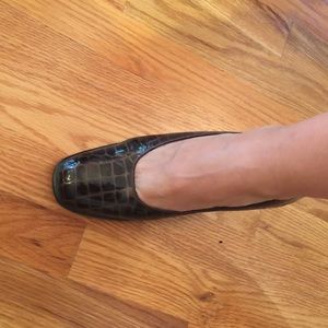 Nine West brown croc heels.