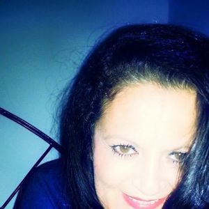 Meet your Posher, Yvette