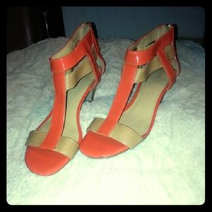 Nine West short heel sandals