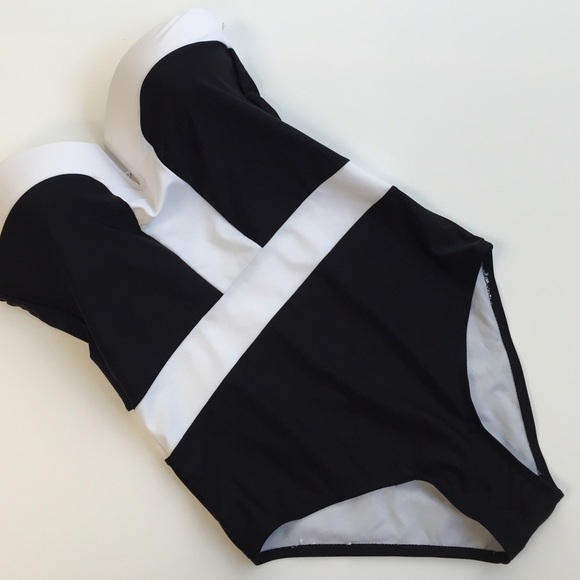 Swimming suite one piece sw120 - Picture 2 of 4