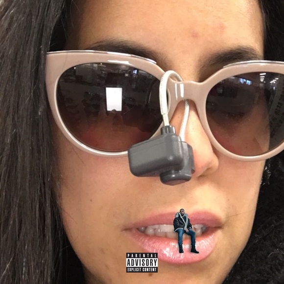 Meet your Posher, Grace - Picture 3 of 4