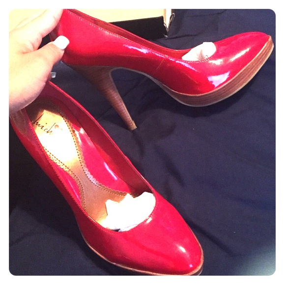 HOT BUY! Price reduced size 8