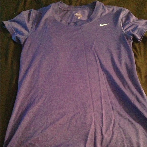 Nike dry fit - Picture 1 of 1
