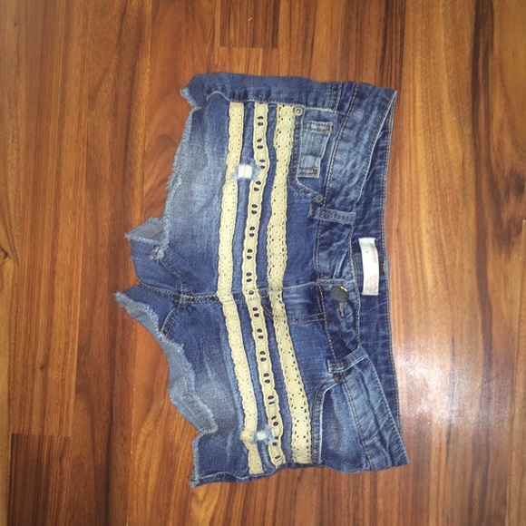 !!Size 9 shorts