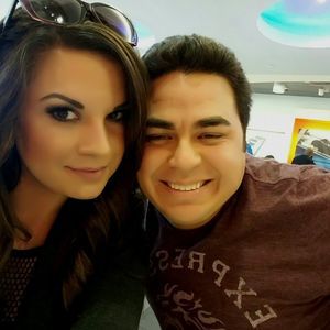 Meet your Posher, Alexis