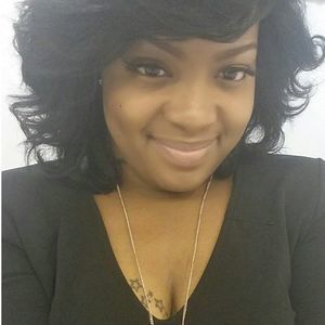 Meet your Posher, Dimiella