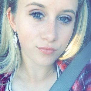 Meet your Posher, Kelsey