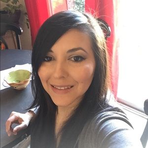 Meet your Posher, Jenny