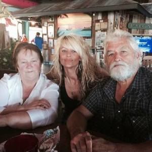 Meet your Posher, Linda