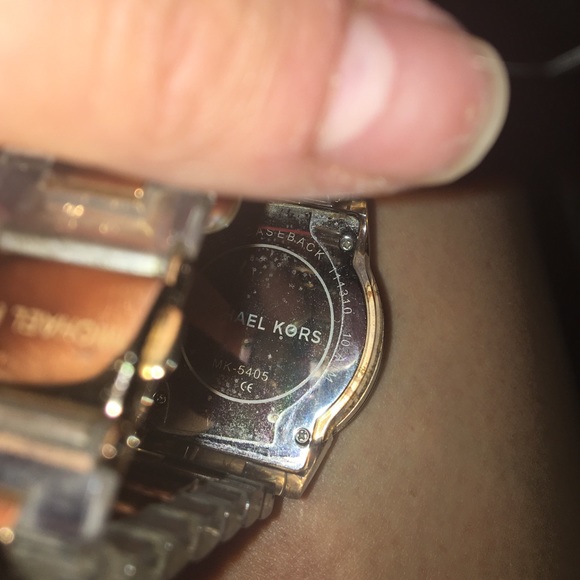 Michael Kors Watch - Picture 2 of 4