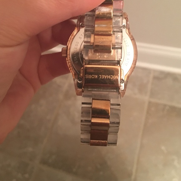 Michael Kors Watch - Picture 3 of 4