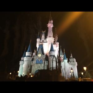 Meet your Posher, Elyse