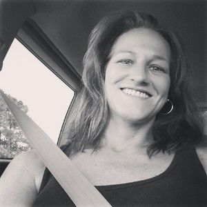 Meet your Posher, Carrie l.