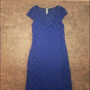 Blue lace bodycon