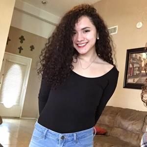 Meet your Posher, Maria paula