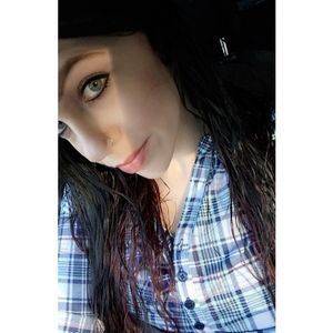 Meet your Posher, Tara