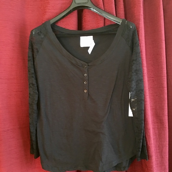 Splash Tops - SPLASH DESGIN❤️❤️❤️black top lace final price