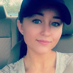 Meet your Posher, Rebecca