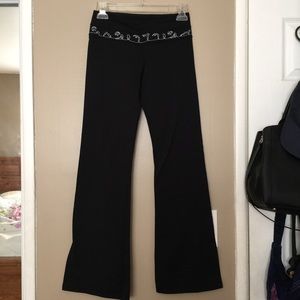 lululemon yoga pants