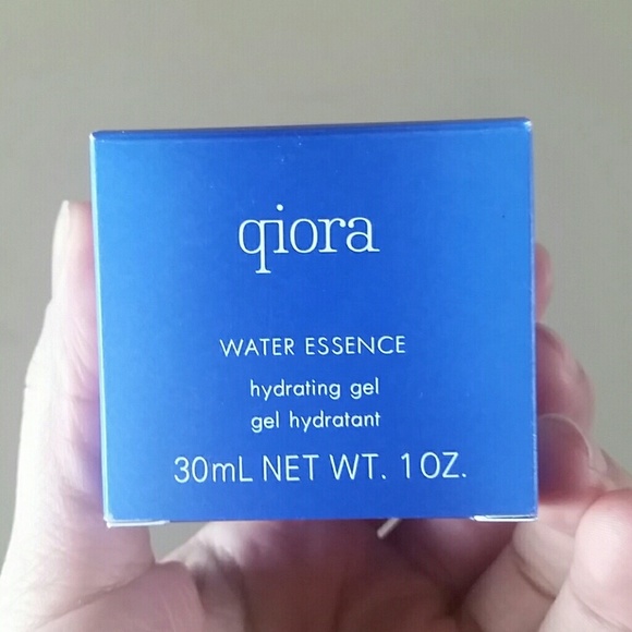 Qiora hydrating gel water essence 1oz