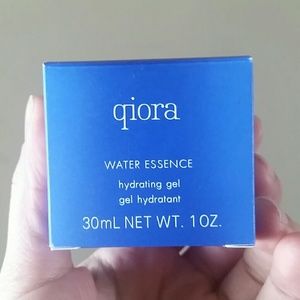 Qiora hydrating gel water essence 1oz