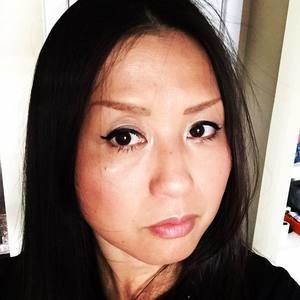 Meet your Posher, Eiko