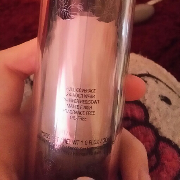 Kat Von D - Picture 1 of 2