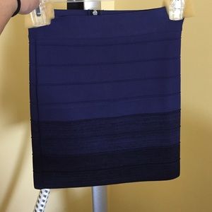 NWOT BLUE BAYLAGE BODY SKIRT