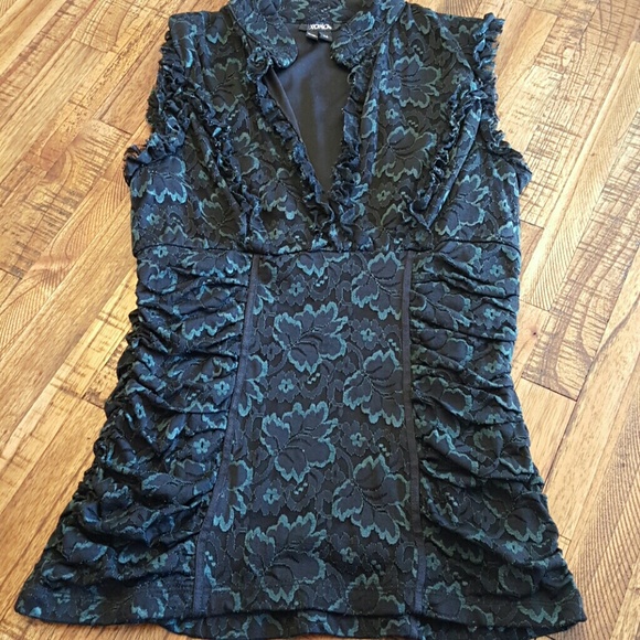 Cute shirt size Medium