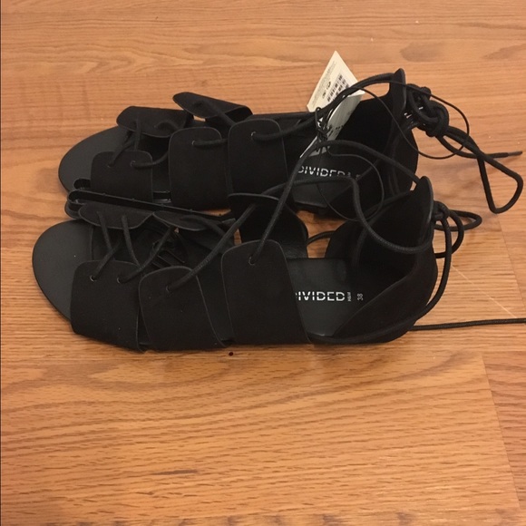 H&M Shoes - Black strappy sandals NWT