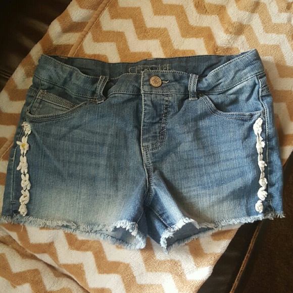 Girls or small ladies size large shorts - Picture 1 of 2