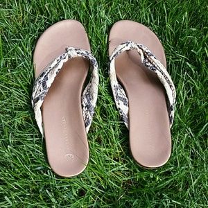 Snakeskin sandles🐍