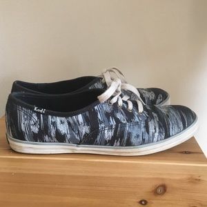 ANTHROPOLOGIE Embroidered Ikat Sneakers