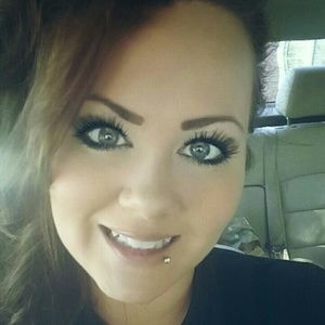 Meet your Posher, Karissa