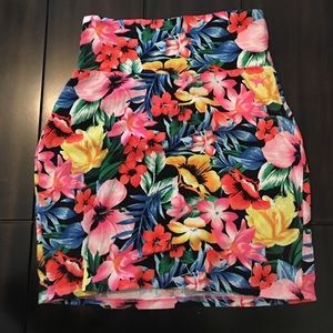 VS floral high waisted skirt!