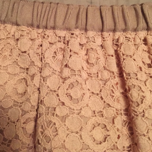 J. Crew pink lace skirt - Picture 4 of 4