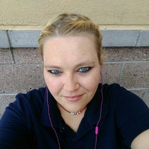 Meet your Posher, Krystal