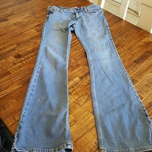 Hollister Size 7 long jeans