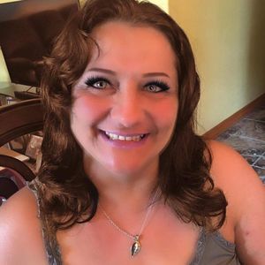 Meet your Posher, Dulce maria